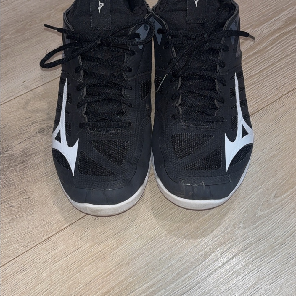 Mizuno Black Athletic Sneakers with White Logo